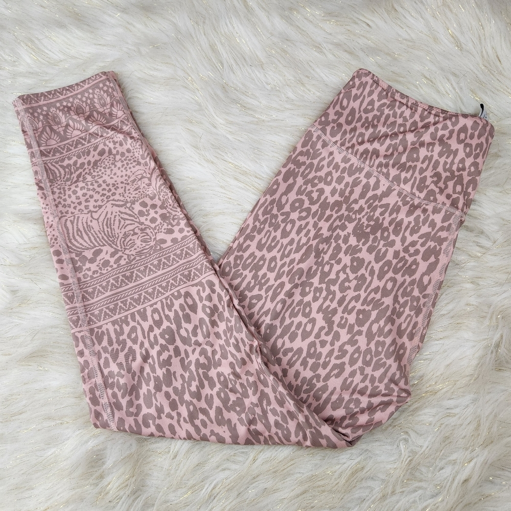 Spell and The Gypsy Wild Thing Leopard Print Leggings - Picture 2 of 7